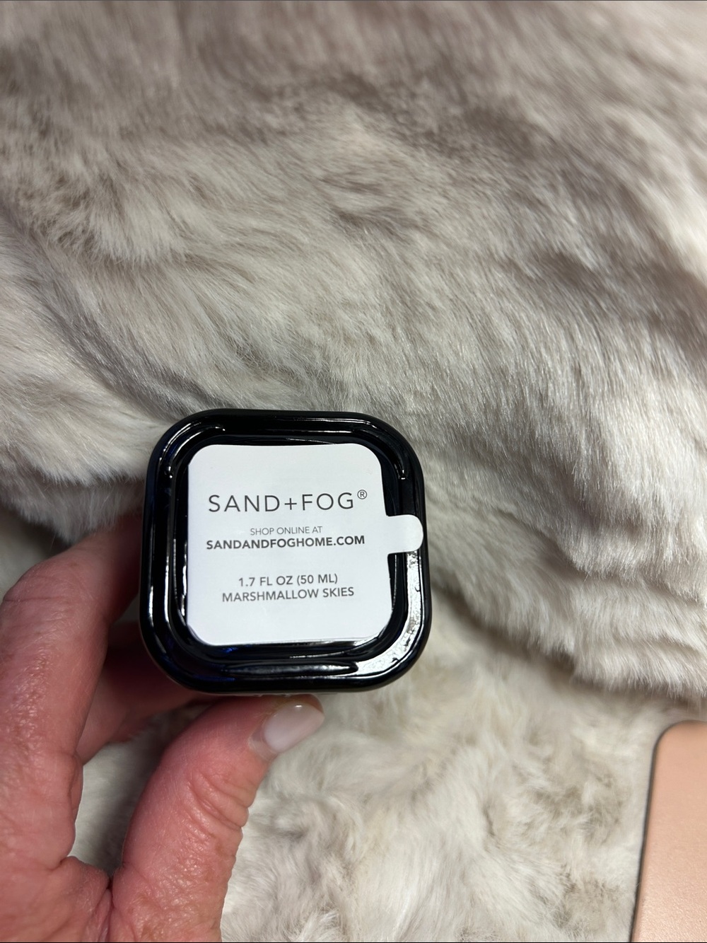 NWT Sand + Fog Marshmallow Skies Eau De Parfum Oil Dropper 1.7 oz - Picture 6 of 7